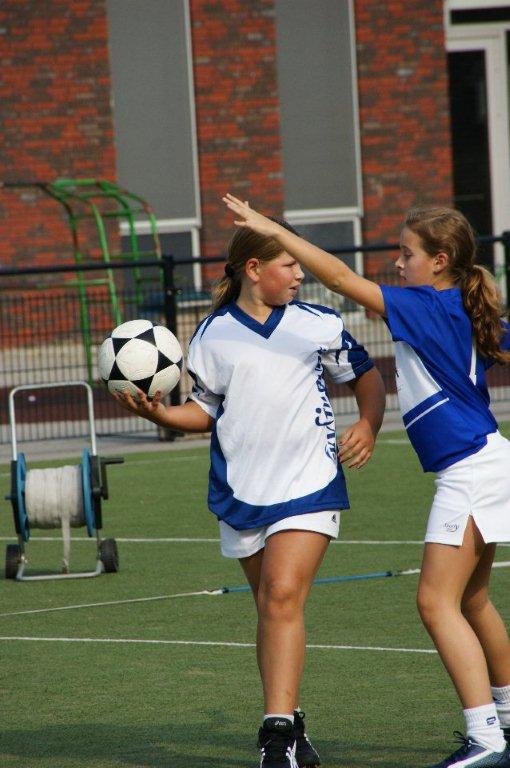 2009-09-26-10.11.43 Korfbal D3-D2_638x960.jpg